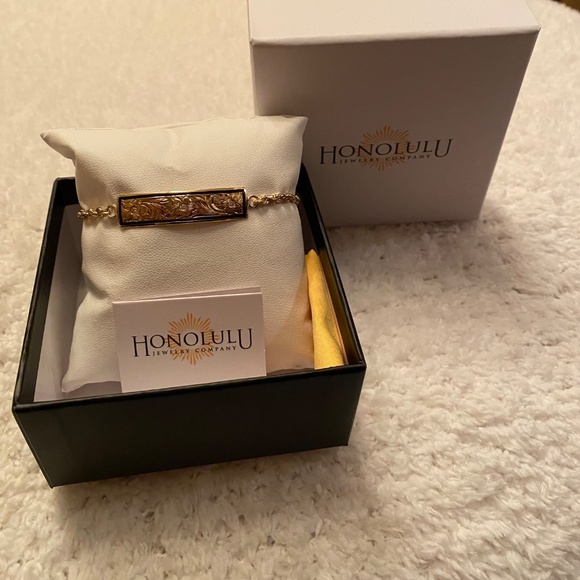 HONOLULU JEWELRY CO 14KT ID BRACELET PLUMERIA FLOWERS W/ 3 DIAMONDS 18KT SAFETY - Picture 8 of 16